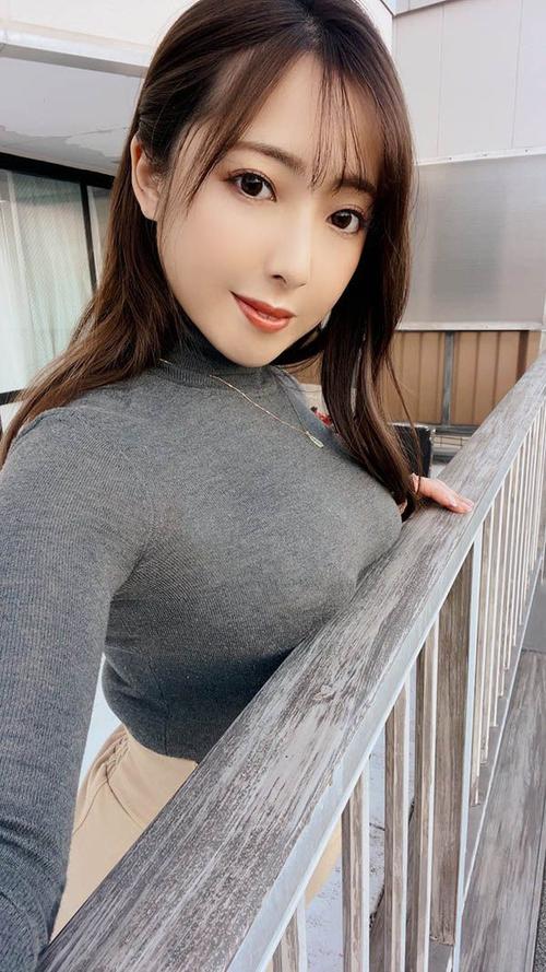 亚洲美女18禁的相关介绍