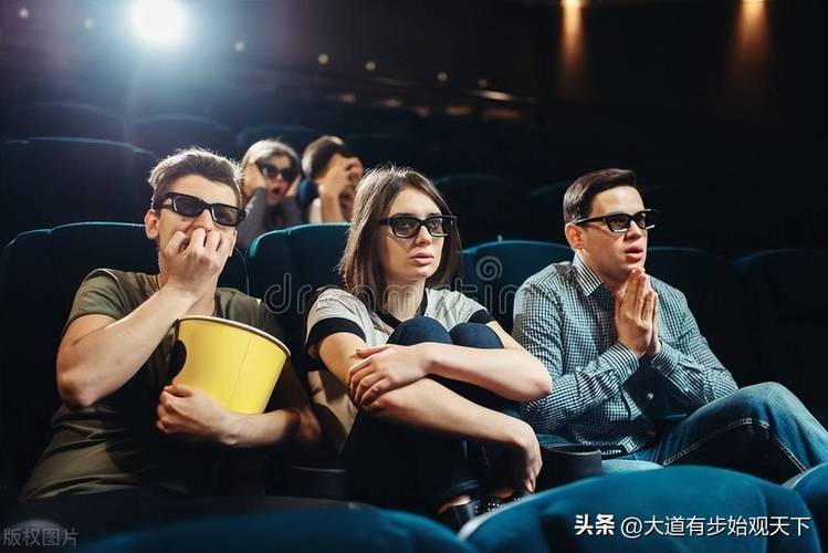一边亲下面一边摸上面的相关介绍