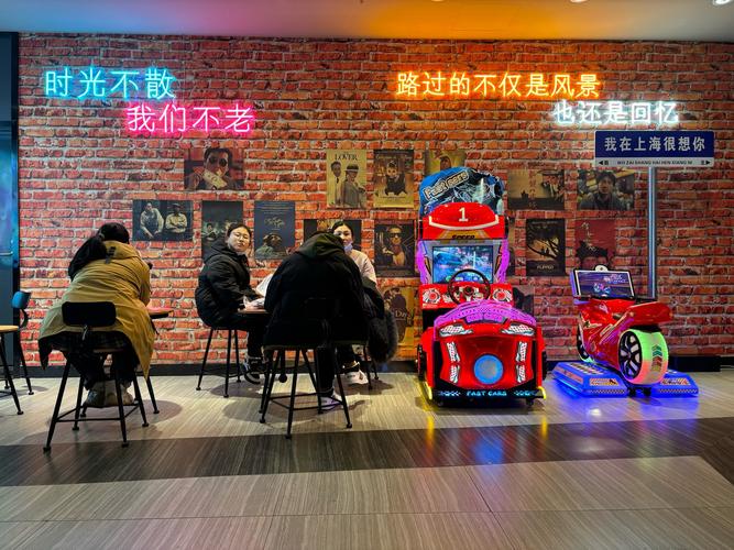 一边操一边摸一边爽的相关介绍