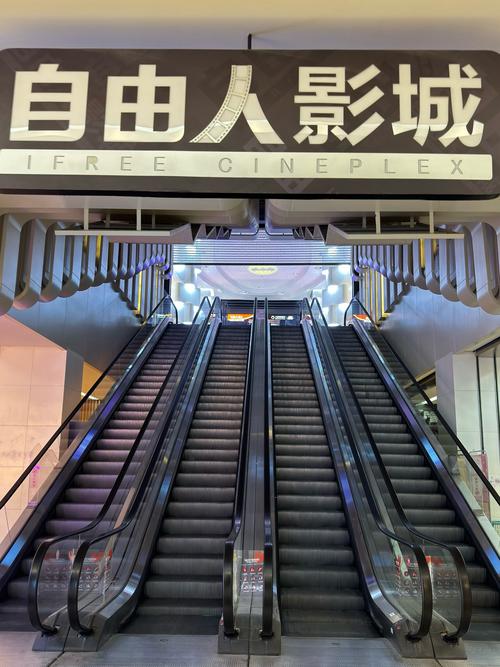 精品人妻少妇嫩草av的相关介绍