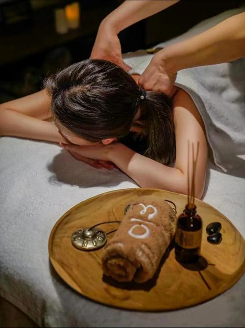人妻性事小说的相关介绍