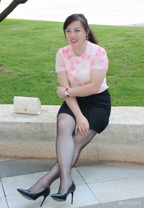 扒开美女双腿猛流出白浆视频的相关介绍