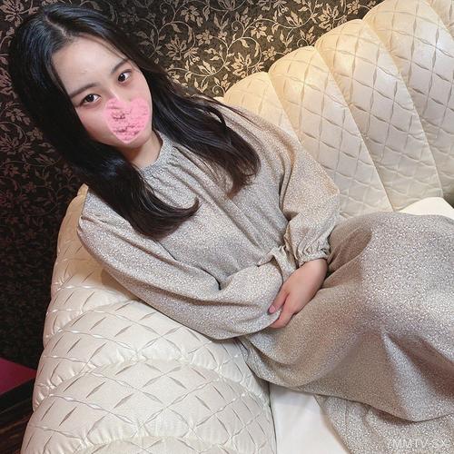 爆操美女同桌的相关介绍