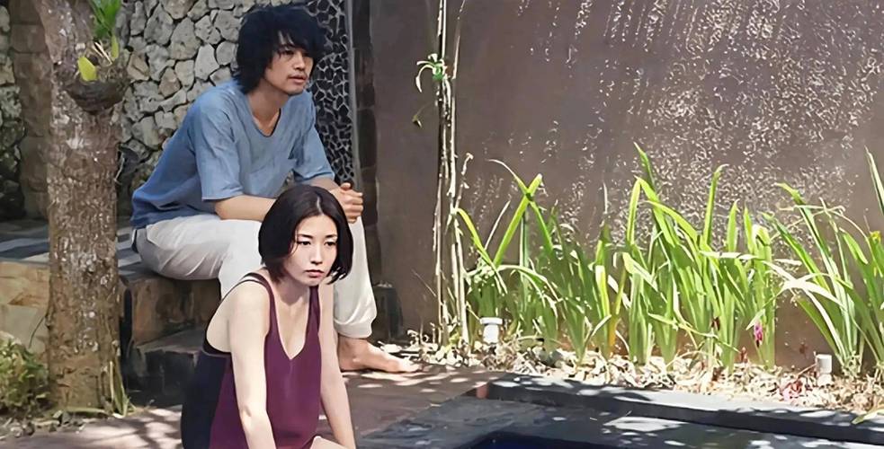 和美女老师啪啪的相关介绍