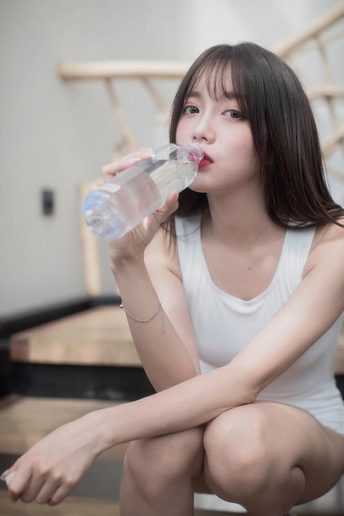 亚洲av少妇高潮24p的相关介绍