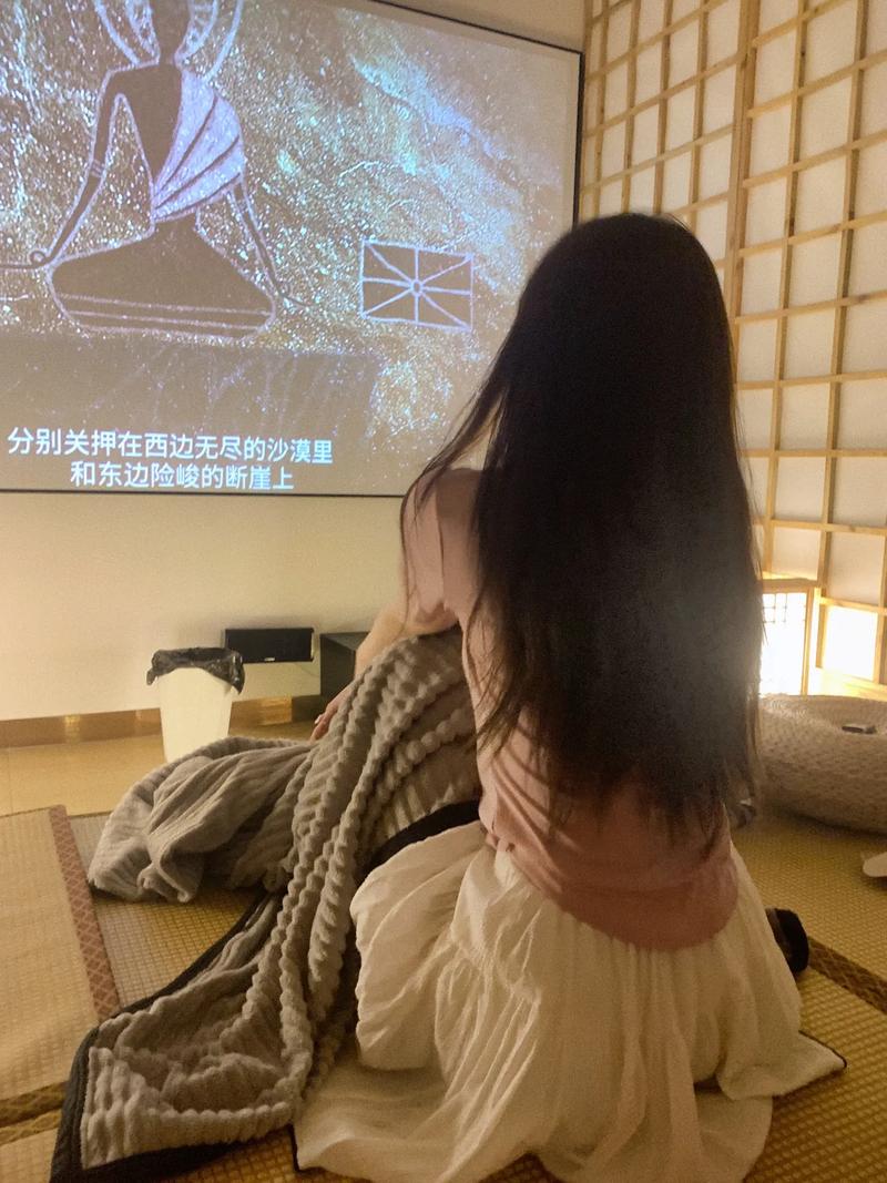 操性感老师的相关介绍