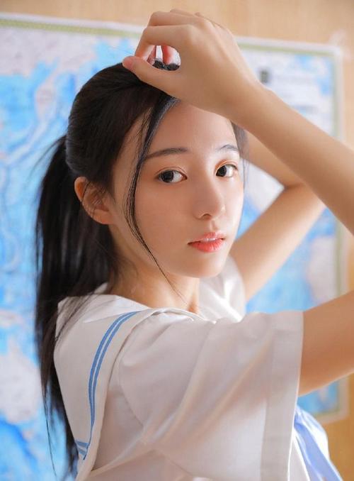 免费丰满少妇av的相关介绍