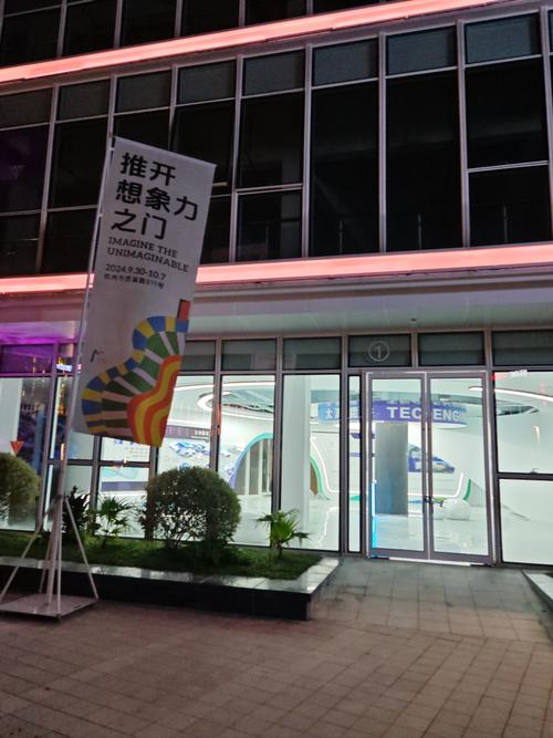久久天堂av色的相关介绍