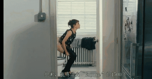一边亲一边摸.的相关介绍