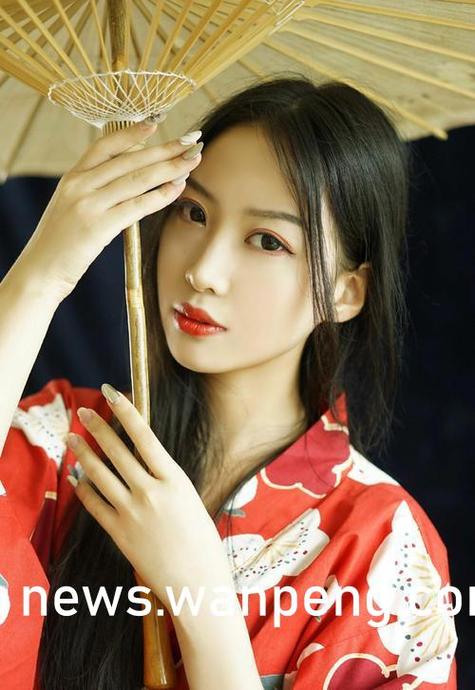 我操美女老师视频的相关介绍