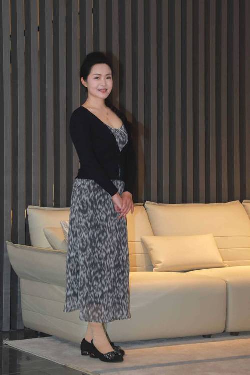 阳光宅男在线观看影院的相关介绍
