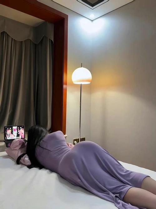 熟女少妇二区三区的相关介绍