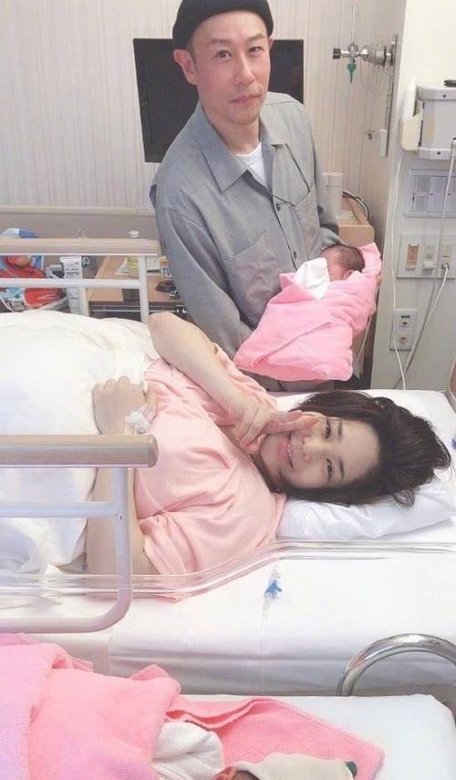 女性下体分泌黄色粘液的相关介绍