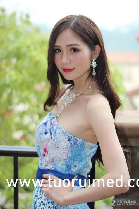 一边做一边摸一边亲的相关介绍